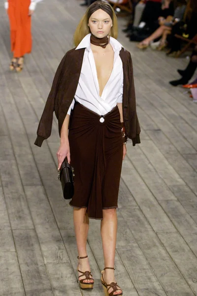Look 10